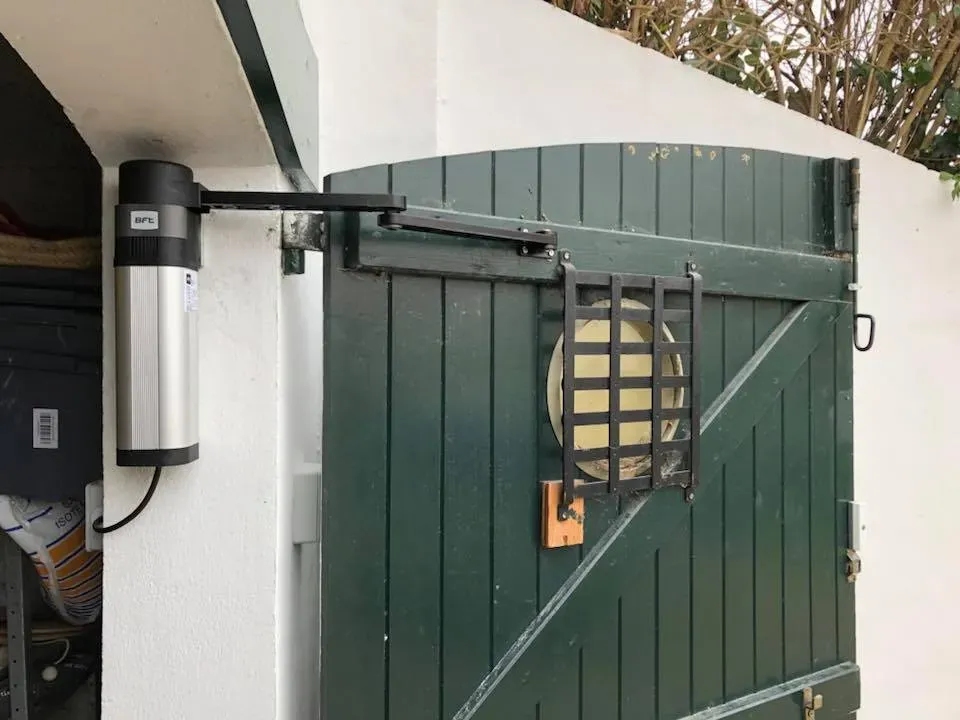 automatisation portes de garage battant (1)